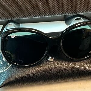 Ray-Ban Glossy Black Women's Sunglasses